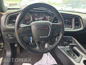 2018 Dodge Challenger SXT – miniatura 10