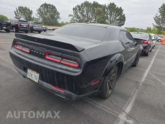 2018 Dodge Challenger SXT – miniatura 4