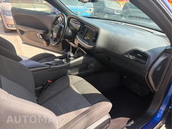 2018 Dodge Challenger SXT - miniatura 13