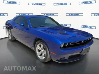 2018 Dodge Challenger SXT - miniatura 3