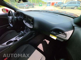 2018 Dodge Challenger SXT - miniatura 19