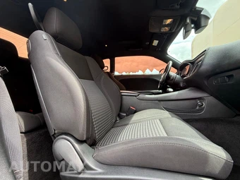 2018 Dodge Challenger SXT - miniatura 10