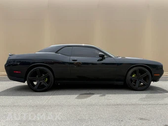 2018 Dodge Challenger SXT - miniatura 6