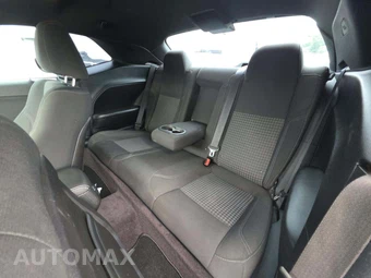 2018 Dodge Challenger SXT – miniatura 10