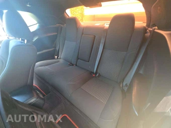 2018 Dodge Challenger SXT - miniatura 10