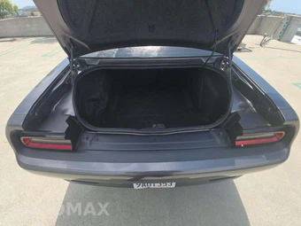2018 Dodge Challenger SXT - miniatura 11