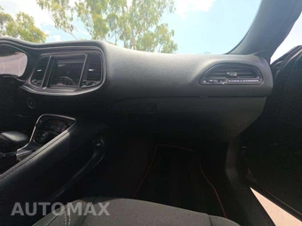 2018 Dodge Challenger SXT - miniatura 16
