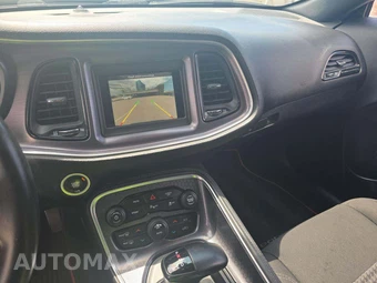 2018 Dodge Challenger SXT - miniatura 7