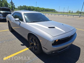 2018 Dodge Challenger SXT Plus – miniatura 3