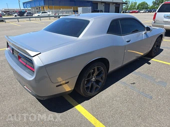 2018 Dodge Challenger SXT Plus – miniatura 4