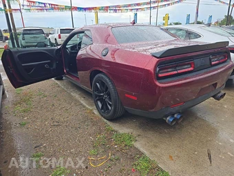 2018 Dodge Challenger SXT Plus - miniatura 2