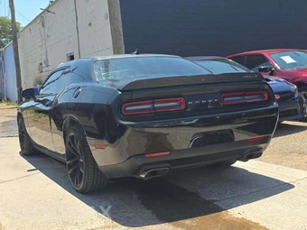 2018 Dodge Challenger T/A 392 - miniatura 2