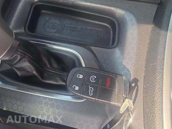 2018 Dodge Charger GT – miniatura 8