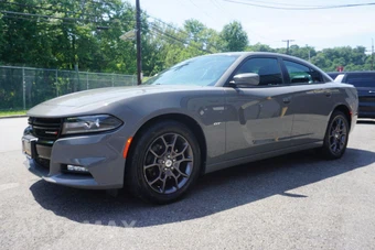 2018 Dodge Charger GT – miniatura 4