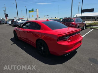 2018 Dodge Charger R/T - miniatura 2