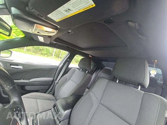 2018 Dodge Charger R/T – miniatura 8