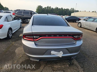 2018 Dodge Charger SXT - miniatura 5