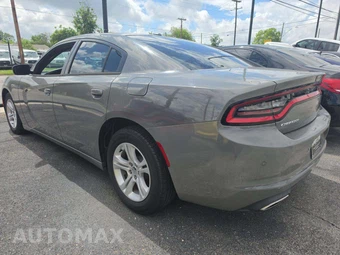 2018 Dodge Charger SXT – miniatura 2