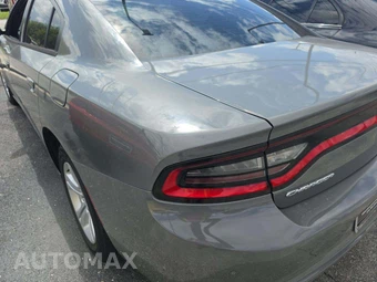 2018 Dodge Charger SXT – miniatura 23