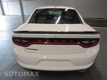 2018 Dodge Charger SXT – miniatura 5