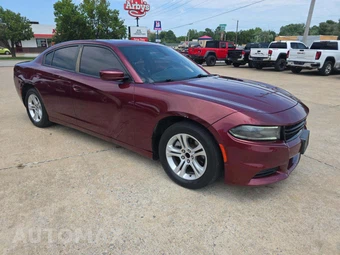 2018 Dodge Charger SXT – miniatura 4