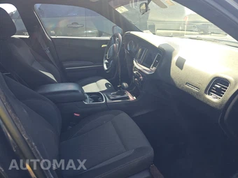 2018 Dodge Charger SXT – miniatura 8