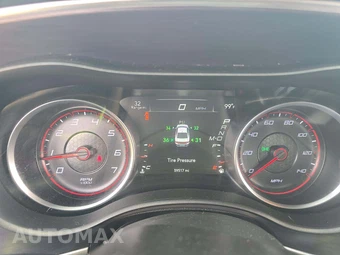 2018 Dodge Charger SXT – miniatura 6