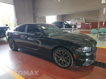 2018 Dodge Charger SXT - miniatura 3