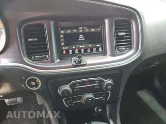 2018 Dodge Charger SXT – miniatura 10