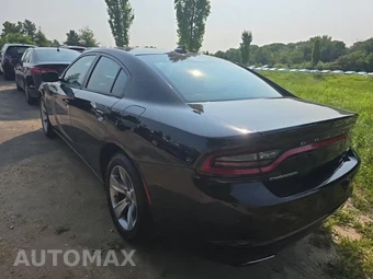 2018 Dodge Charger SXT Plus – miniatura 6