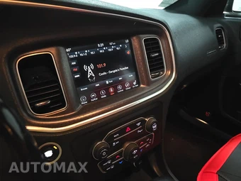 2018 Dodge Charger SXT Plus – miniatura 11