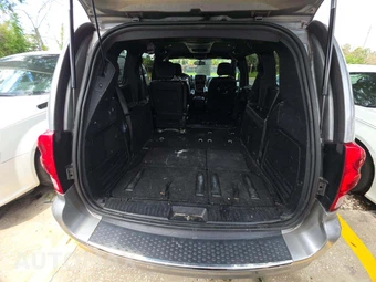 2018 Dodge Grand Caravan GT 121.2" WB - miniatura 15