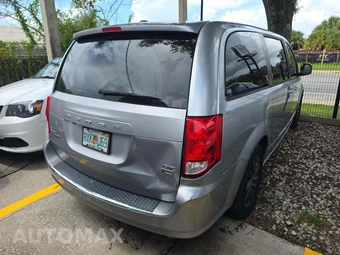 2018 Dodge Grand Caravan GT 121.2" WB - miniatura 3