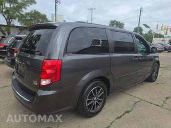 2018 Dodge Grand Caravan GT 121.2" WB - miniatura 3
