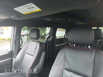 2018 Dodge Grand Caravan GT 121.2" WB – miniatura 11