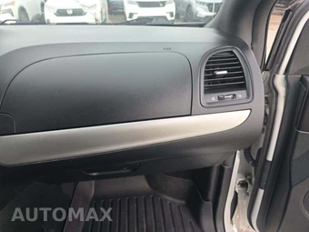 2018 Dodge Grand Caravan GT 121.2" WB - miniatura 17