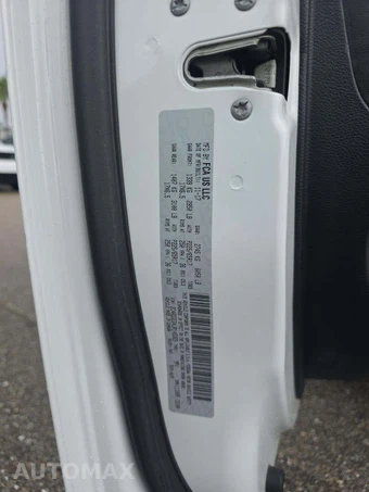 2018 Dodge Grand Caravan GT 121.2" WB - miniatura 2