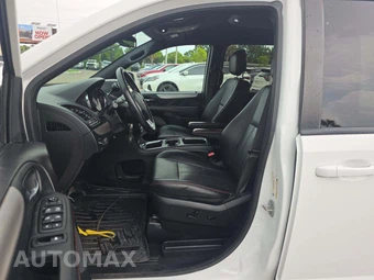 2018 Dodge Grand Caravan GT 121.2" WB - miniatura 3