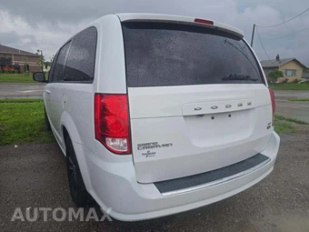 2018 Dodge Grand Caravan GT 121.2" WB - miniatura 2