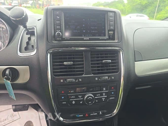 2018 Dodge Grand Caravan GT 121.2" WB - miniatura 9