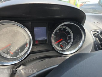 2018 Dodge Grand Caravan GT 121.2" WB – miniatura 12