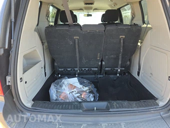 2018 Dodge Grand Caravan SE 121.2" WB - miniatura 16