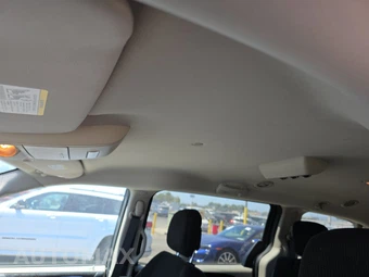2018 Dodge Grand Caravan SE 121.2" WB - miniatura 18