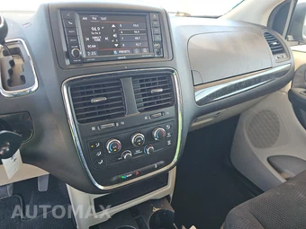 2018 Dodge Grand Caravan SE 121.2" WB - miniatura 11