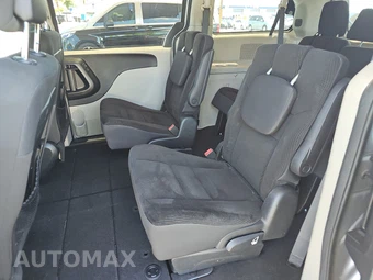 2018 Dodge Grand Caravan SE 121.2" WB - miniatura 13