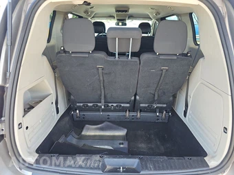 2018 Dodge Grand Caravan SE 121.2" WB - miniatura 17