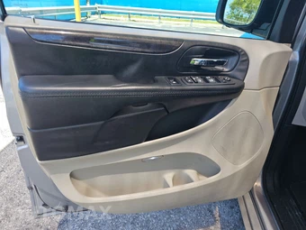 2018 Dodge Grand Caravan SE 121.2" WB - miniatura 9