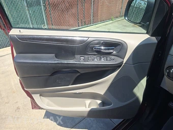 2018 Dodge Grand Caravan SE 121.2" WB - miniatura 9