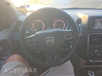 2018 Dodge Grand Caravan SE 121.2" WB - miniatura 10