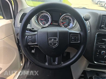 2018 Dodge Grand Caravan SE 121.2" WB - miniatura 10